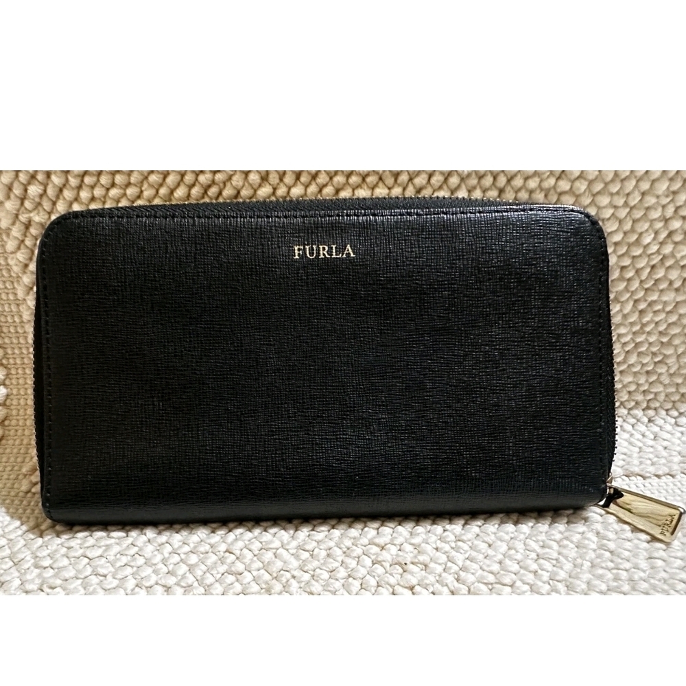 Furla Black Zip Wallet NWOT